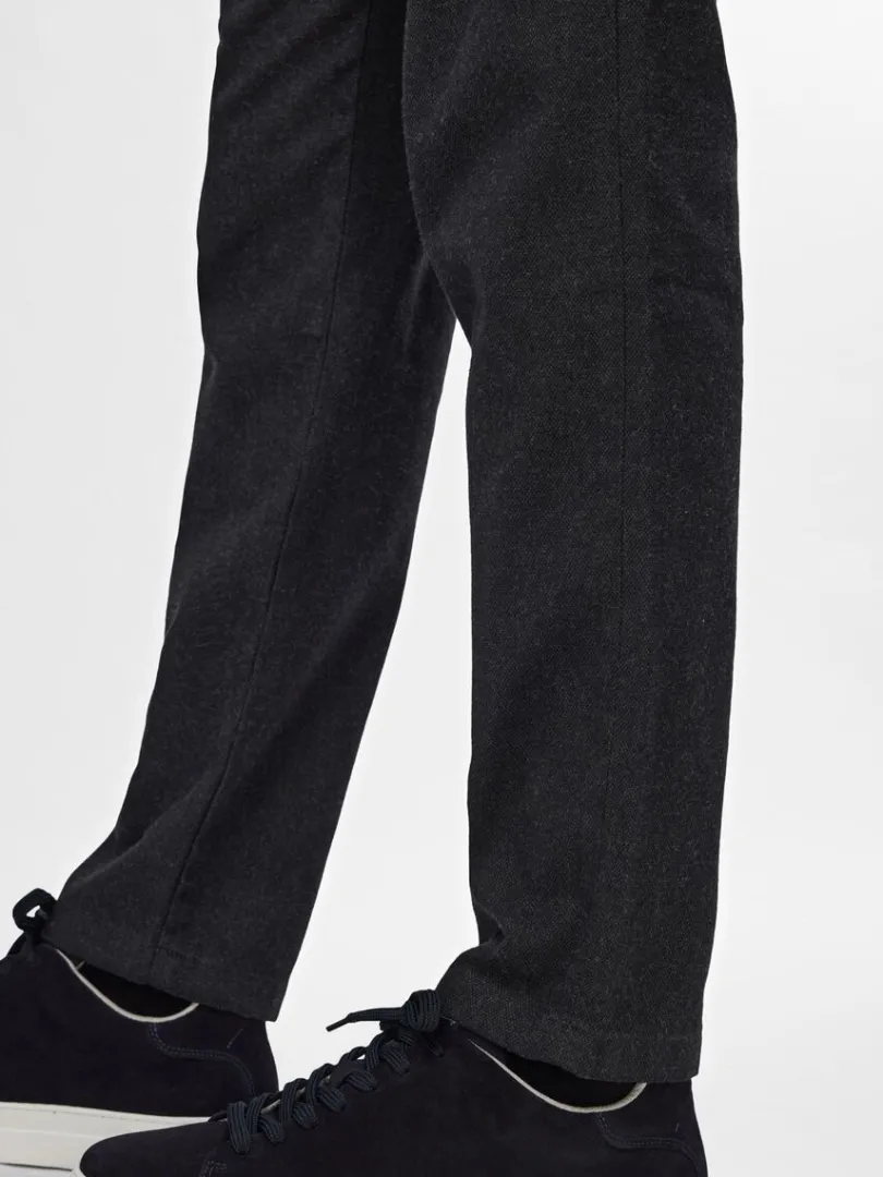 slimfit_brstet_chinos_3-2.webp Bukser>SELECTED 175 SLIM-FIT BØRSTET CHINOS Black