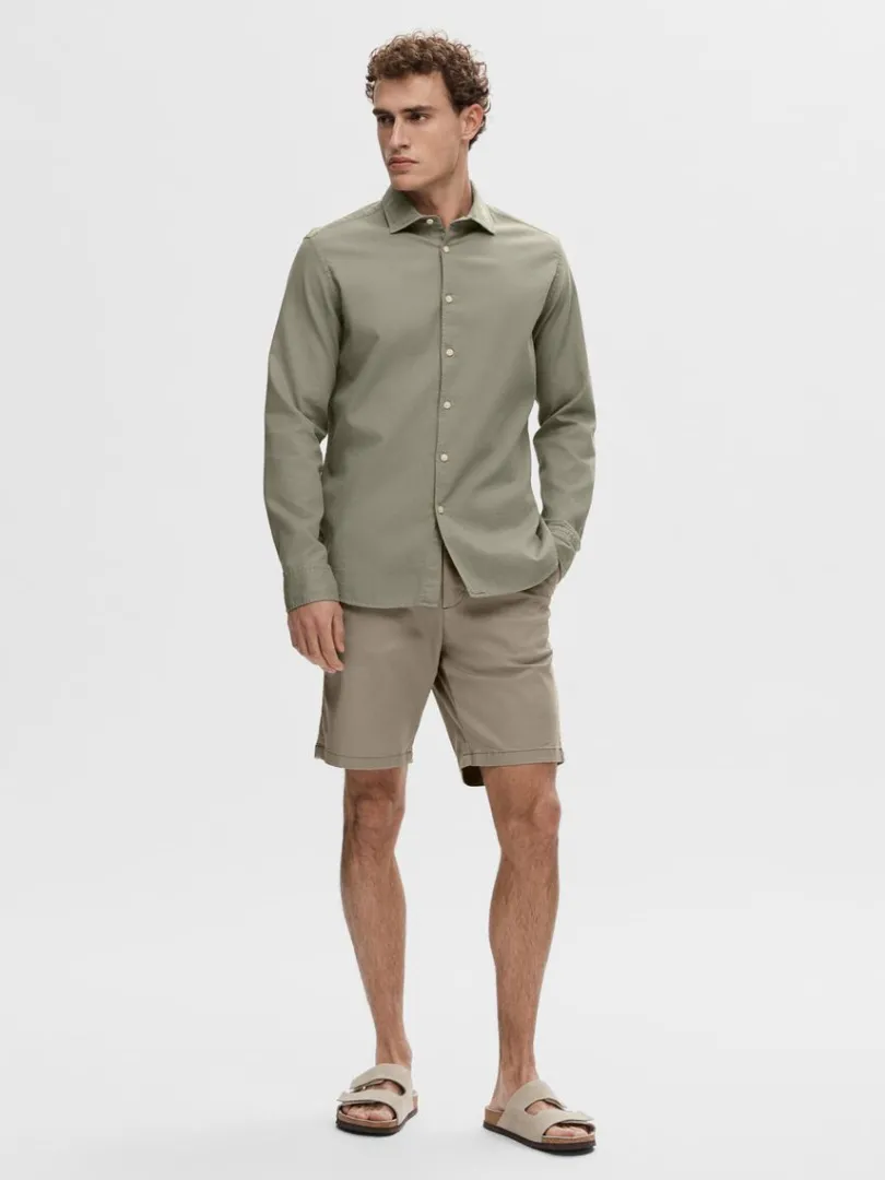 slimfit_chinoshorts_2-2.webp Shorts>SELECTED SLIM-FIT CHINOSHORTS Brown