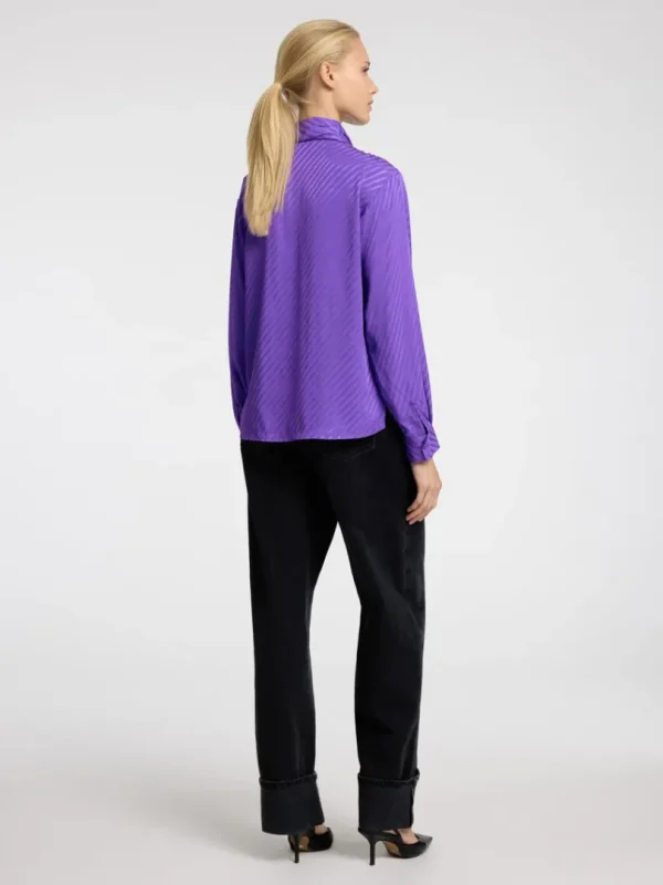 Skjorter>SELECTED SLØJFEDETALJE SATINSKJORTE Purple