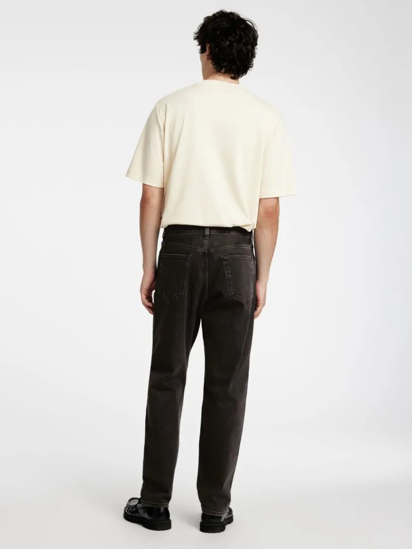 sort_regular_taperedfit__1.webp Jeans>SELECTED 190 SORT REGULAR TAPERED-FIT JEANS Black