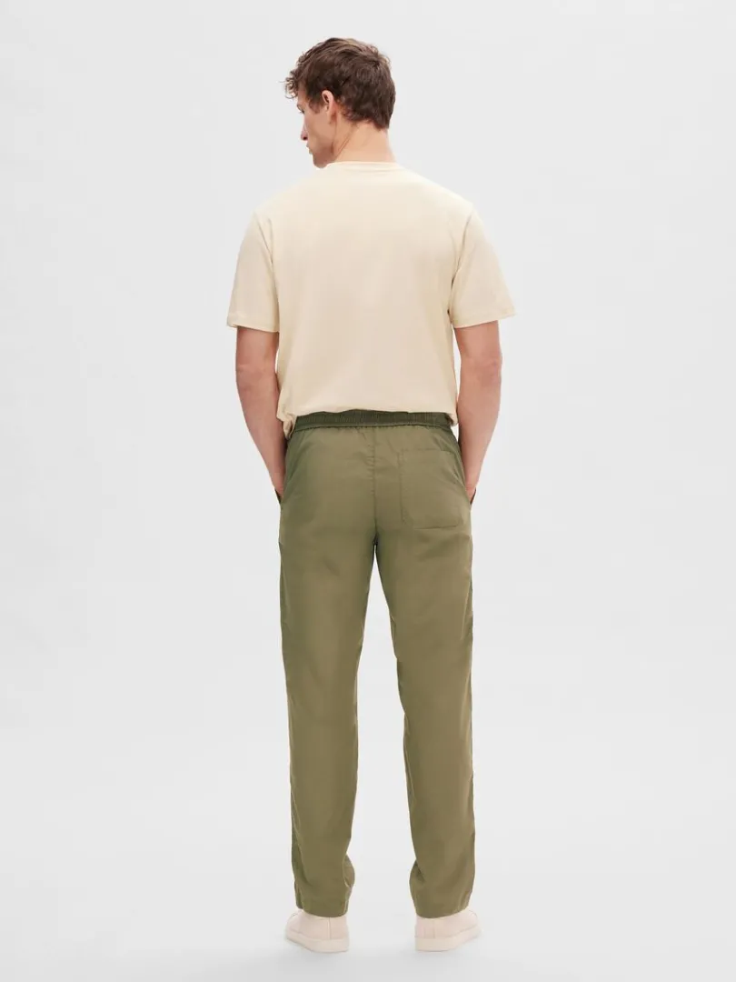 straight_fit_bomuld_buks_1.webp Bukser>SELECTED 196 STRAIGHT FIT BOMULD BUKSER Green