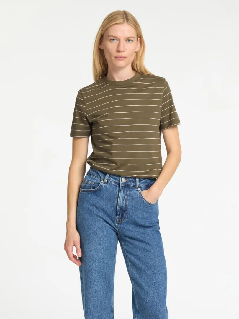 stribet_bomuld_tshirt_0-3.webp T-shirts>SELECTED STRIBET BOMULD T-SHIRT Green