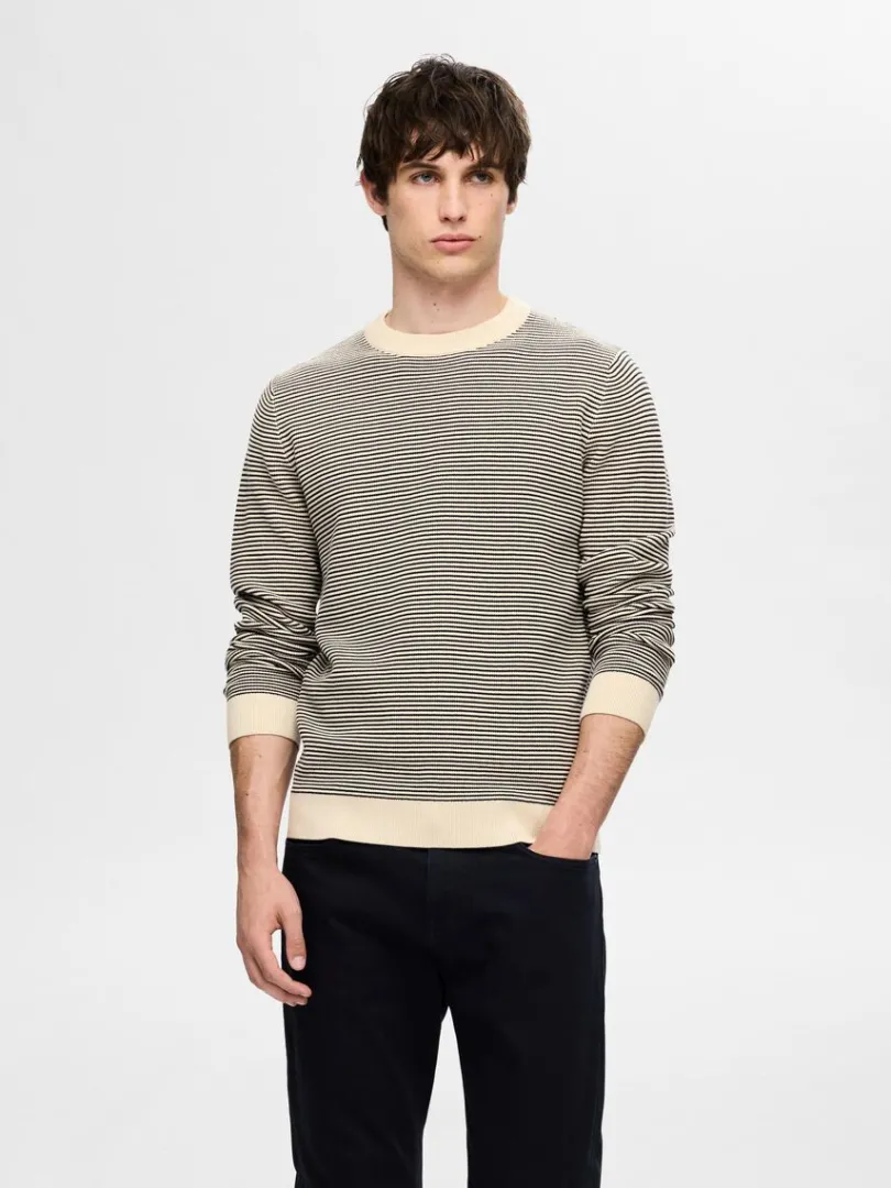stribet_crewneck_striktrj_0.webp Strik>SELECTED STRIBET CREWNECK STRIKTRØJE Beige