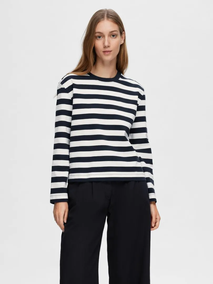 stribet_langrmet_tshirt_0-4.webp T-shirts>SELECTED STRIBET LANGÆRMET T-SHIRT Blue