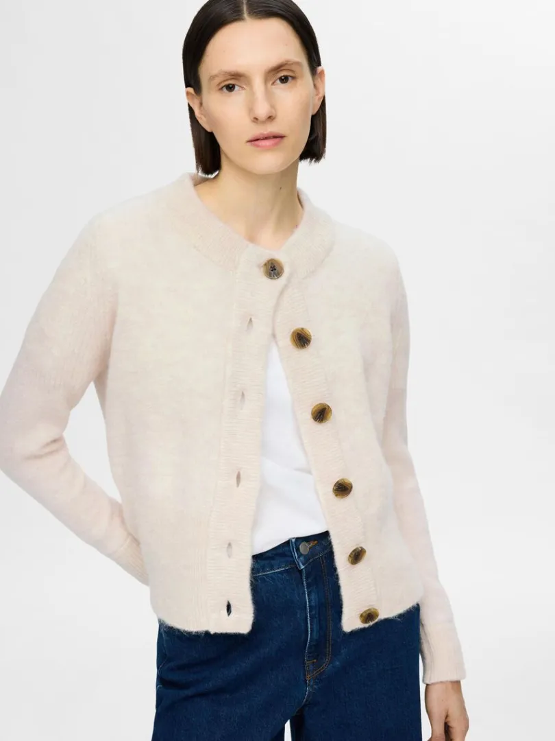 strikket_cardigan_2.webp Strik>SELECTED STRIKKET CARDIGAN Beige