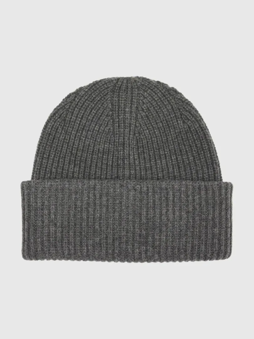 strikket_hue_0-3.webp Accessories>SELECTED STRIKKET HUE Grey