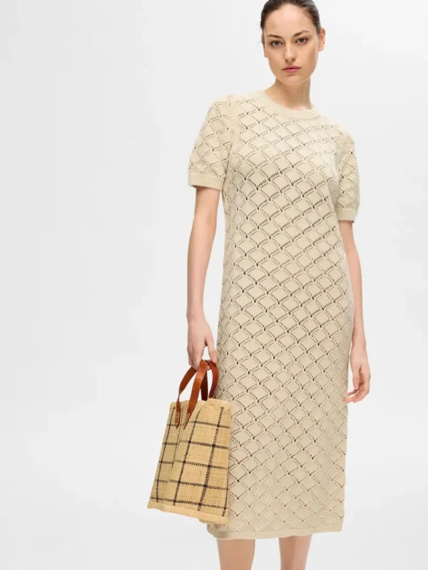 Strik | Kjoler>SELECTED STRIKKET MAXIKJOLE Beige
