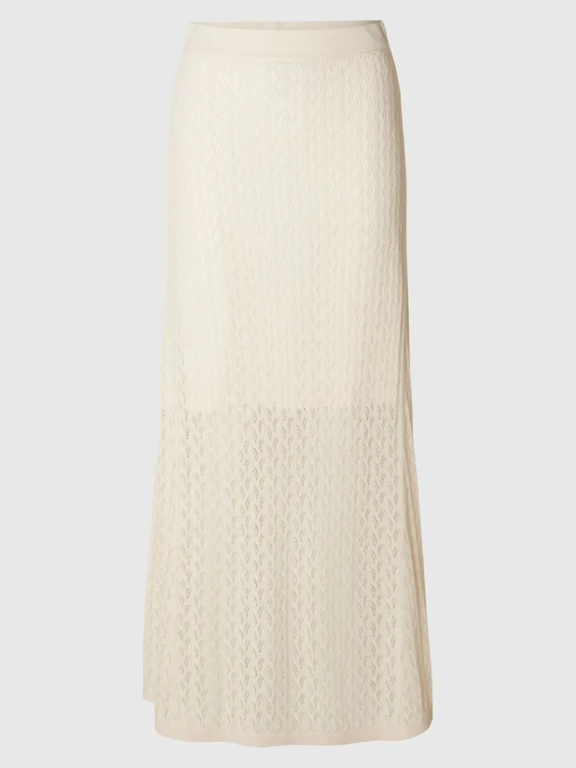 strikket_maxinederdel_0.webp Nederdele>SELECTED STRIKKET MAXINEDERDEL Beige