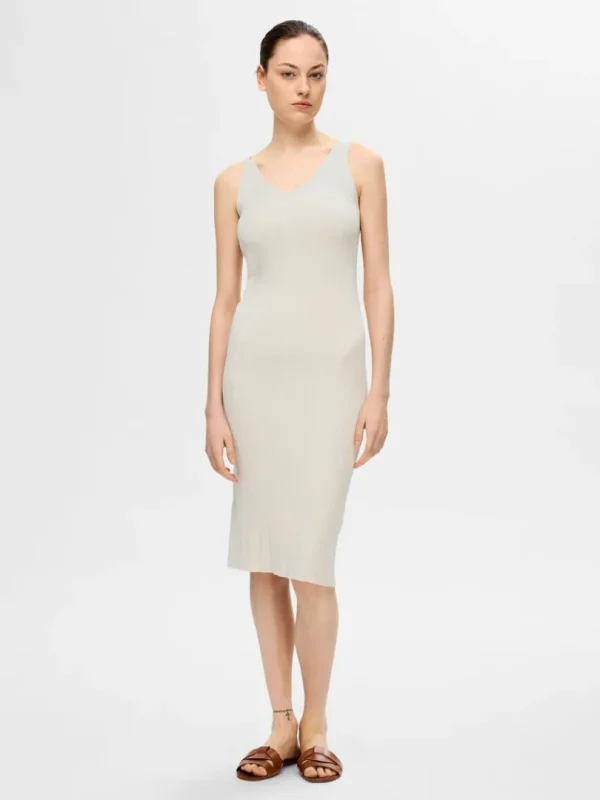 Kjoler | Strik>SELECTED STRIKKET MIDIKJOLE Beige