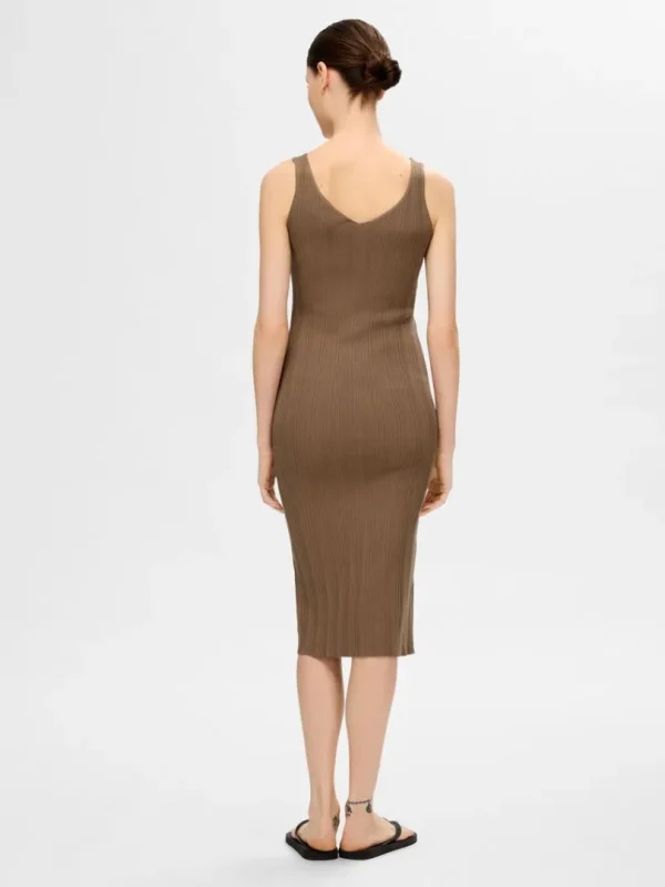 Kjoler | Strik>SELECTED STRIKKET MIDIKJOLE Brown