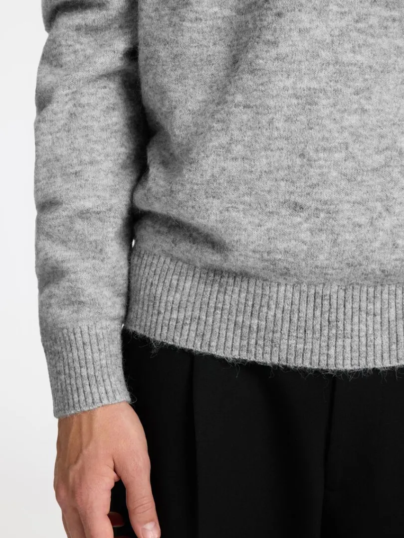 strikket_polo_4.webp Poloer>SELECTED STRIKKET POLO Grey