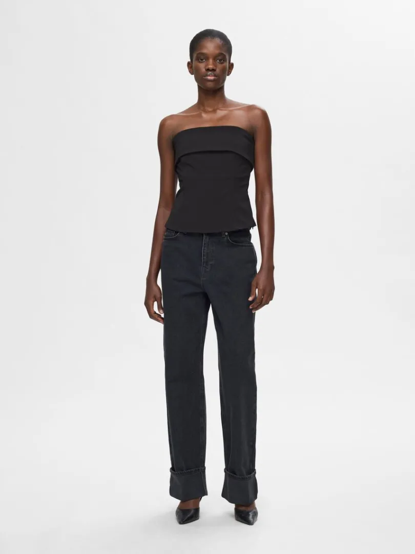 stropls_top_1.webp Toppe Og Bluser>SELECTED STROPLØS TOP Black