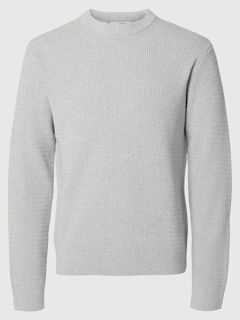 struktureret_sweater_med__0-4.webp Strik>SELECTED STRUKTURERET SWEATER MED RUND HALS Grey