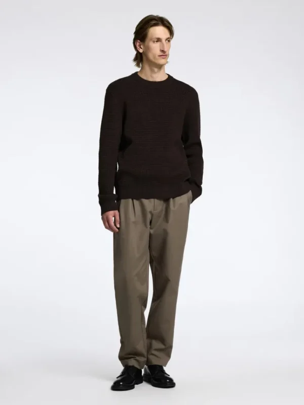 Strik>SELECTED STRUKTURERET SWEATER MED RUND HALS Brown
