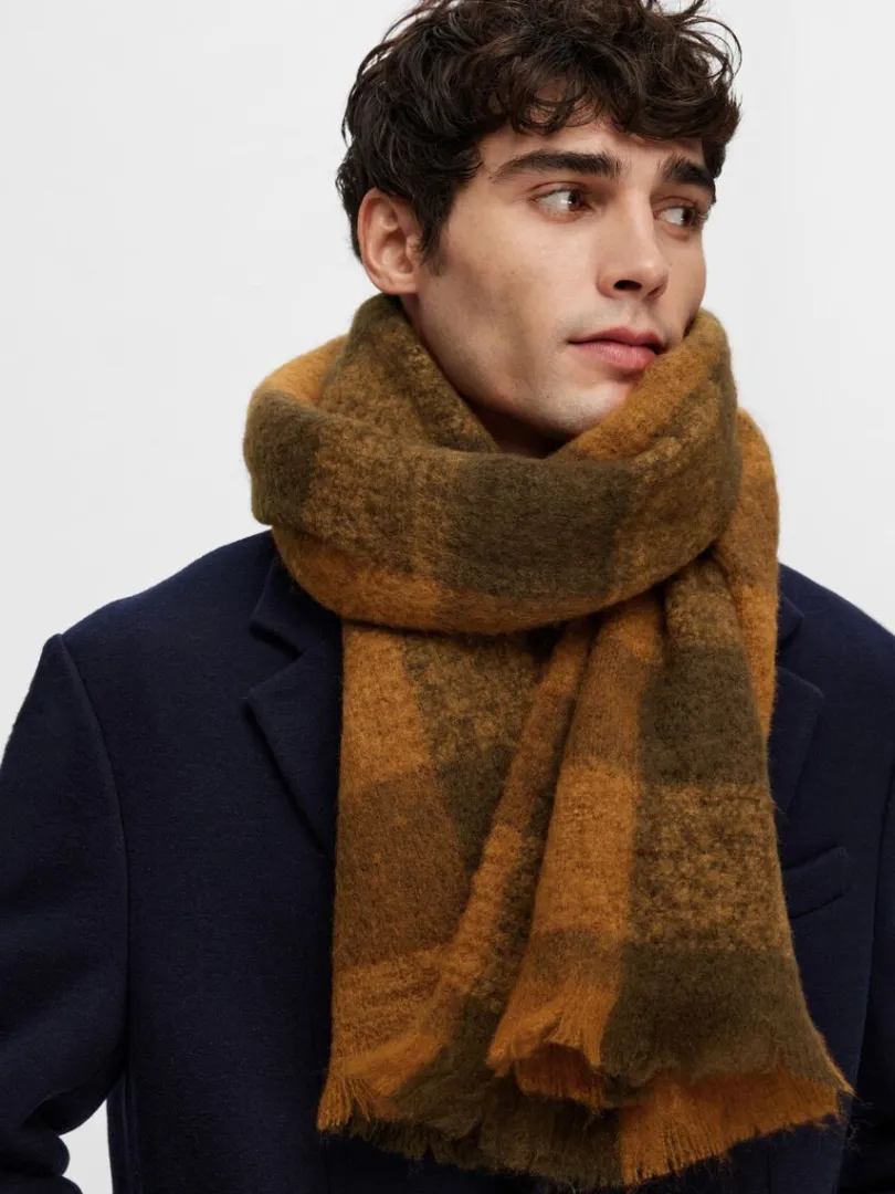 ternet_halstrklde_0-10.webp Accessories>SELECTED TERNET HALSTØRKLÆDE Brown