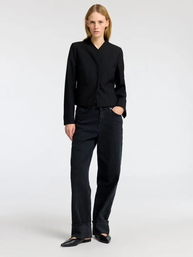 ttsiddende_blazer_2.webp Overtøj | Jakkesæt & Blazers>SELECTED TÆTSIDDENDE BLAZER Black