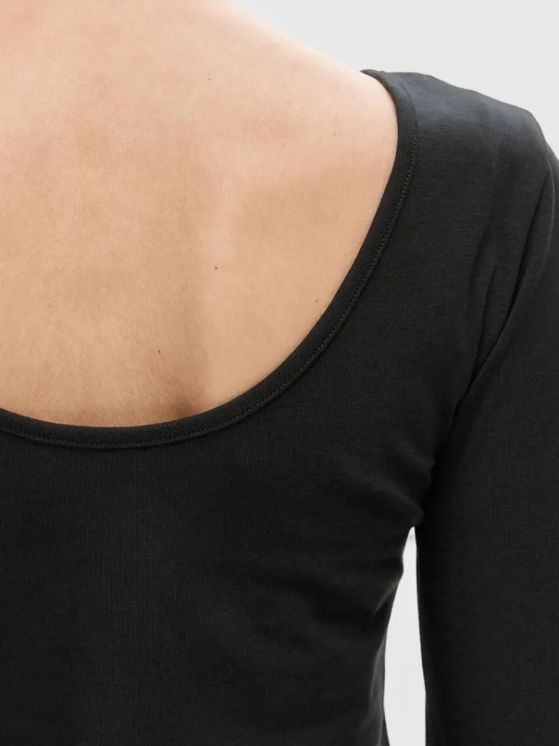 vendbar_langrmet_tshirt_4-1.webp T-shirts>SELECTED VENDBAR LANGÆRMET T-SHIRT Black