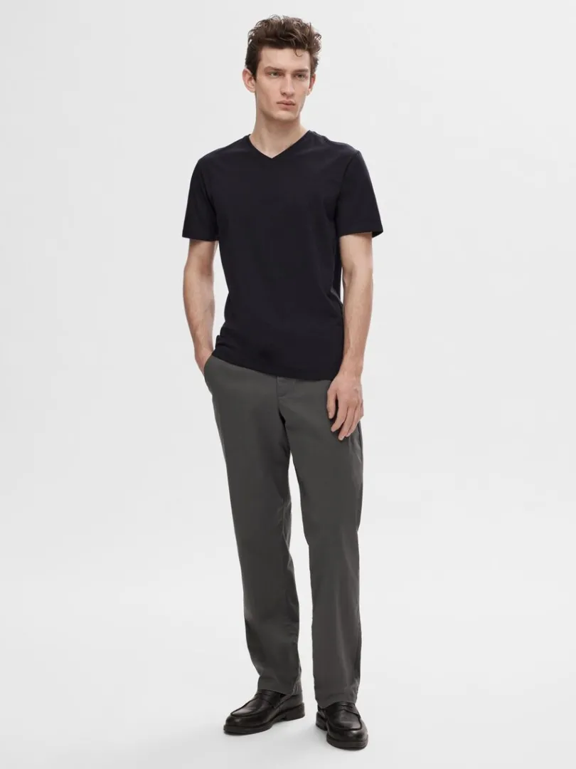 vhals_tshirt_1.webp T-shirts>SELECTED V-HALS T-SHIRT Black