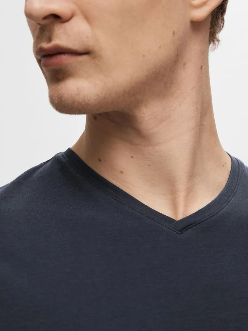 vhals_tshirt_3-2.webp T-shirts>SELECTED V-HALS T-SHIRT Blue