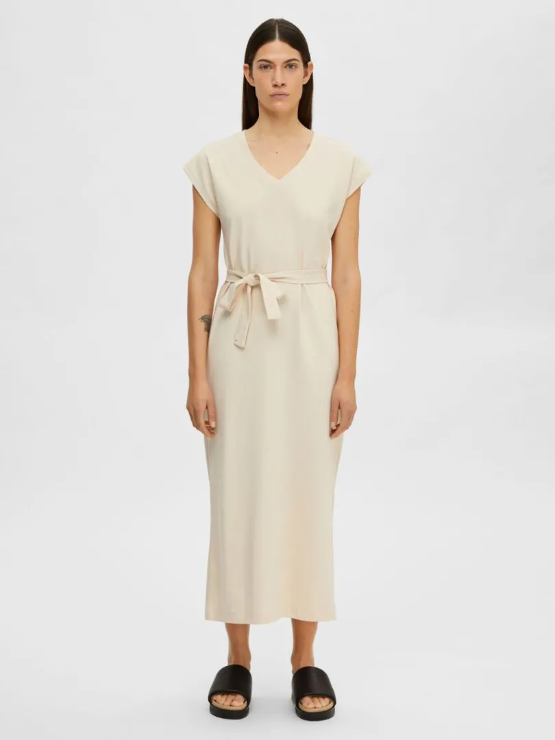 vneck_midikjole_0.webp Kjoler>SELECTED V-NECK MIDIKJOLE Beige